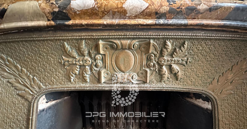 Propriété - 445 m² - 24 pièces