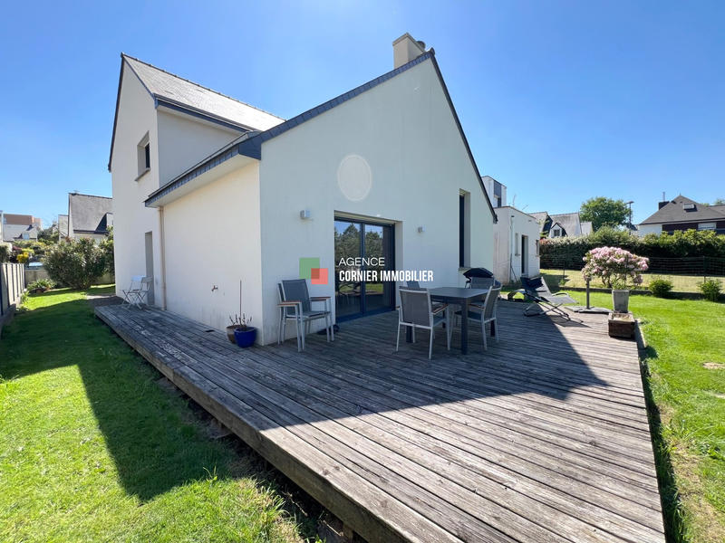 Maison - 180 m² - 7 pièces