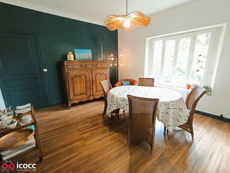 Immeuble - 175 m² - 7 pièces