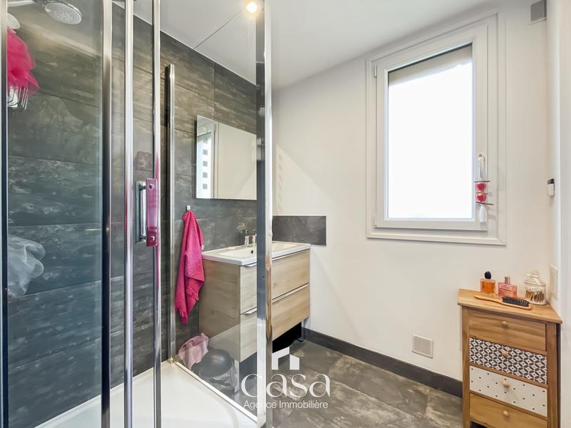 Appartement - 72 m² - 4 pièces