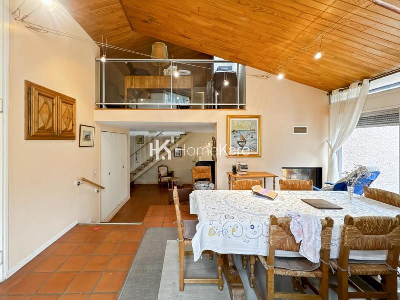 Villa - 163 m² - 6 pièces