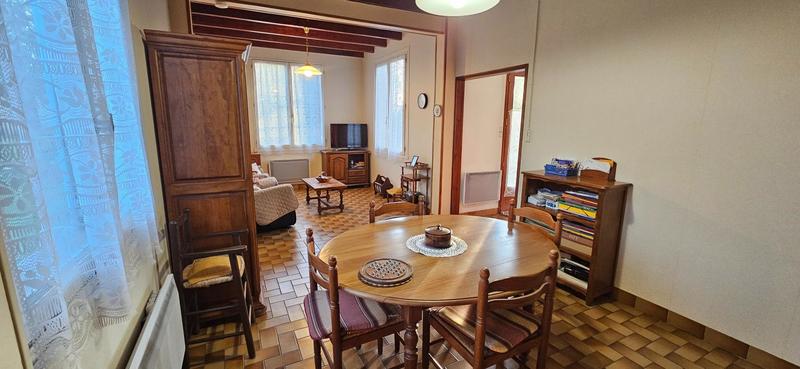 Maison - 82 m² - 5 pièces