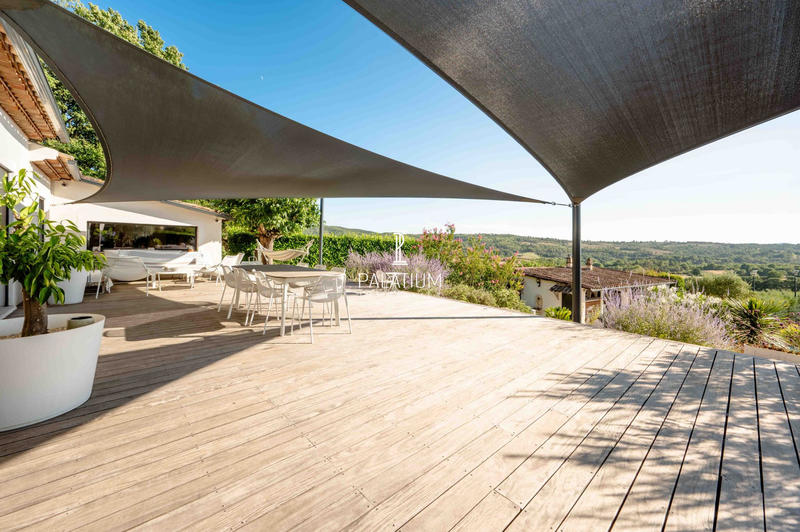 Villa - 268 m² - 7 pièces