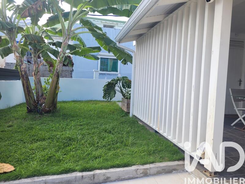 Maison - 93 m² - 4 pièces