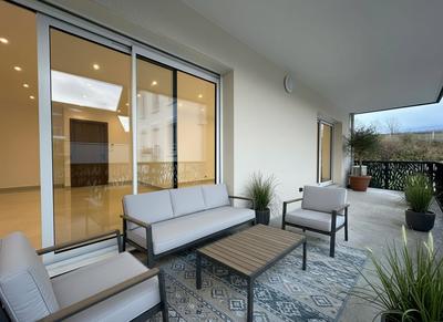 Appartement - 105 m² - 4 pièces