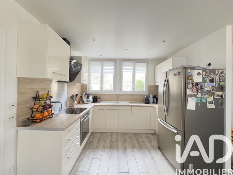 Maison - 95 m² - 5 pièces