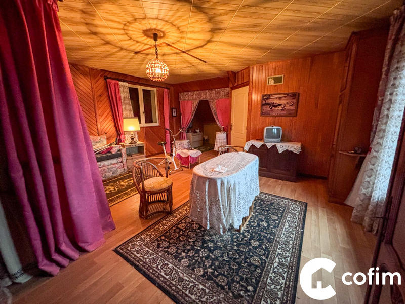 Maison - 104 m² - 3 pièces