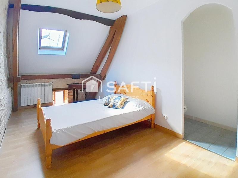 Maison - 211 m² - 8 pièces