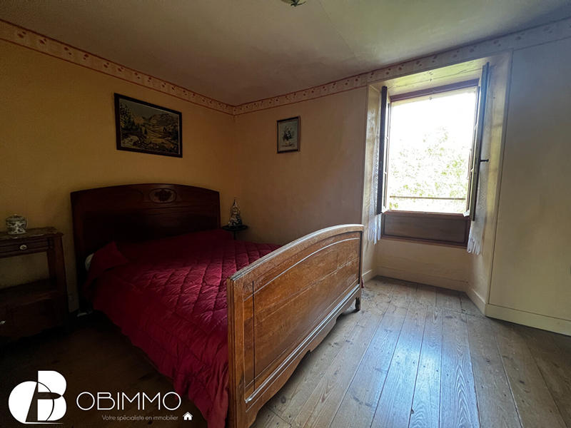 Maison - 284 m² - 10 pièces