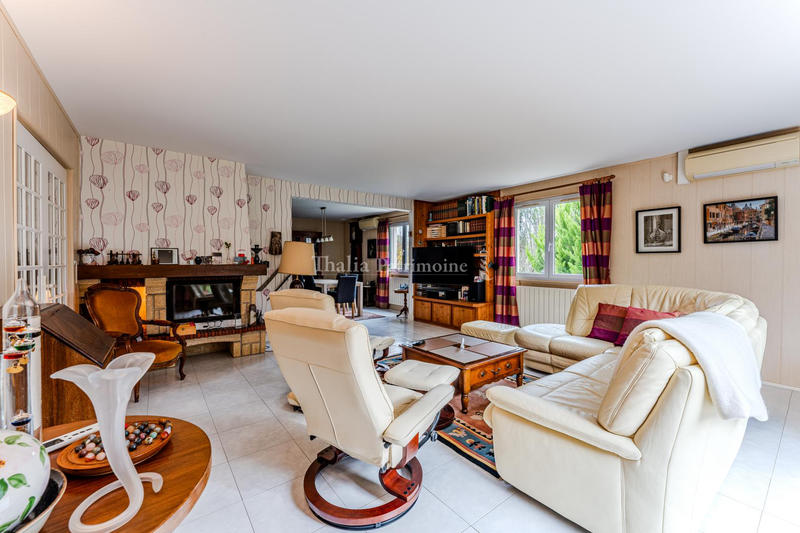 Maison - 170 m² - 6 pièces