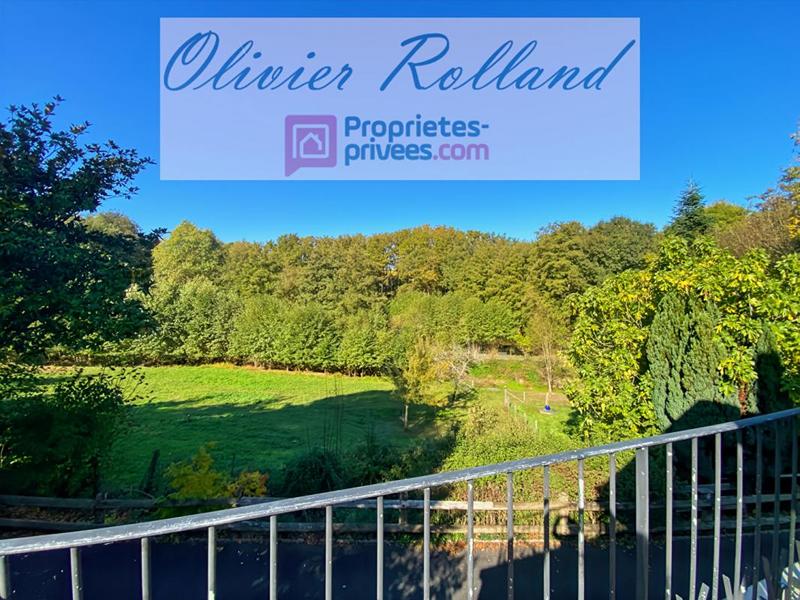 Maison - 220 m² - 9 pièces