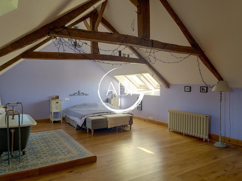 Maison ancienne - 137 m² - 3 pièces