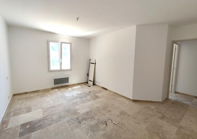 Appartement - 85 m² - 3 pièces