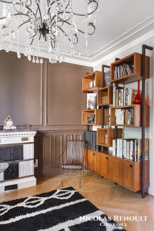 Maison - 250 m² - 8 pièces