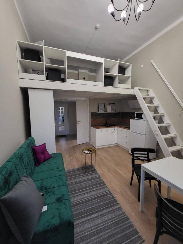 Studio - 16 m² - 1 pièce