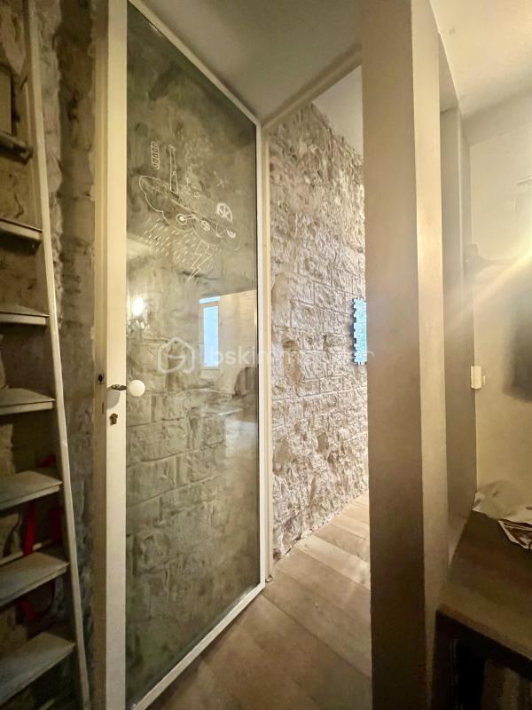 Loft - 81 m² - 4 pièces