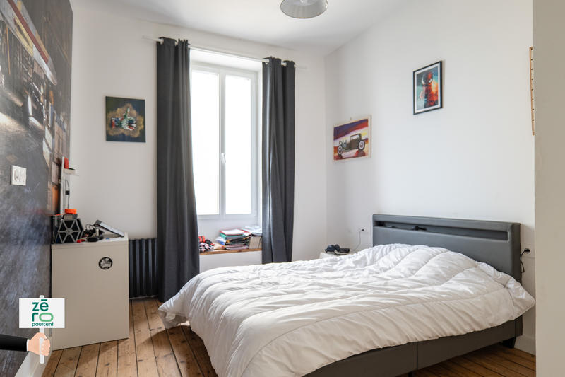 Maison - 155 m² - 9 pièces