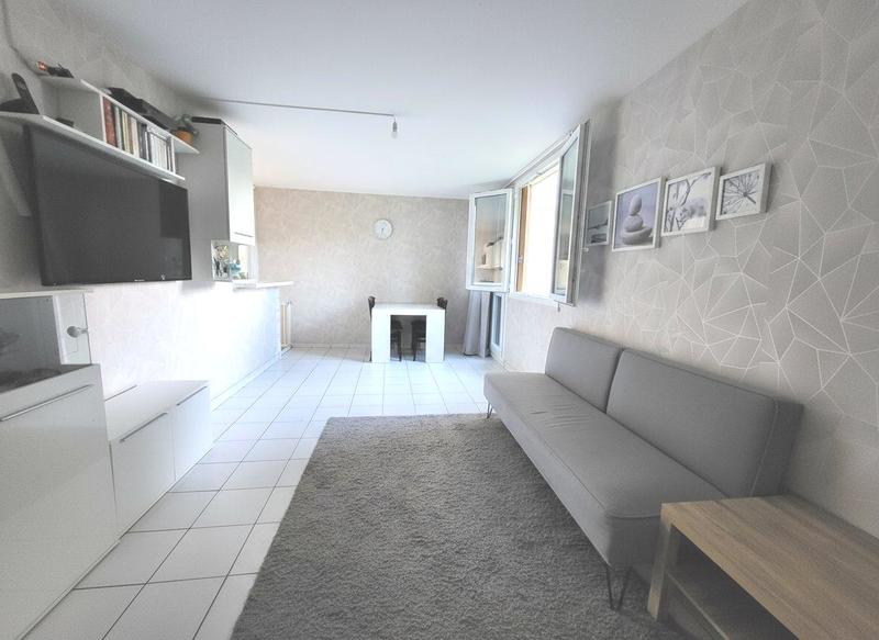 Appartement - 65 m² - 4 pièces