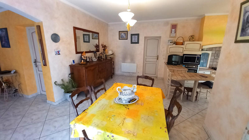 Villa - 137 m² - 6 pièces