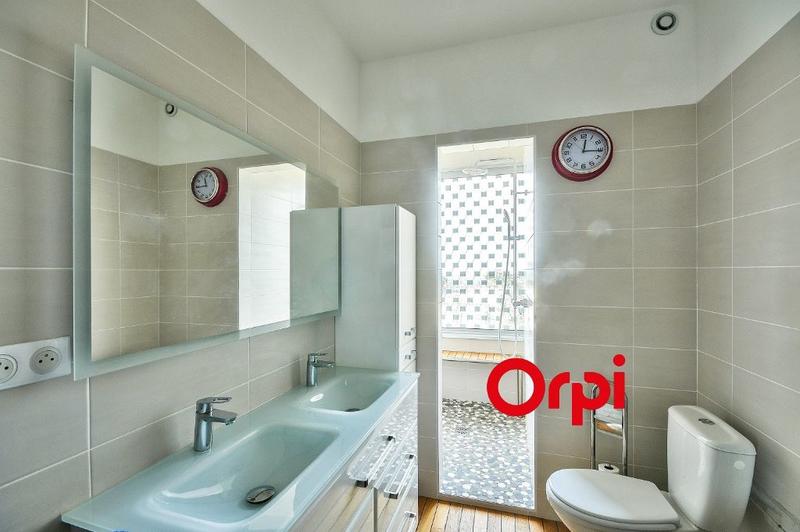 Appartement - 106 m² - 3 pièces