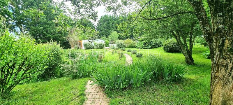 Maison traditionnelle - 164 m² - 7 pièces