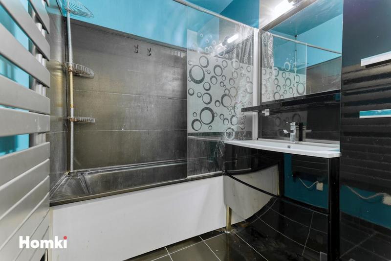 Appartement - 81 m² - 4 pièces