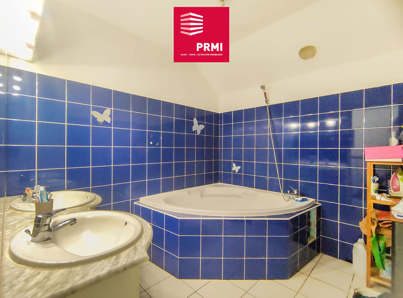 Maison - 88 m² - 3 pièces