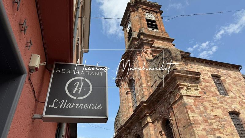 Local commercial - 110 m² - 1 pièce