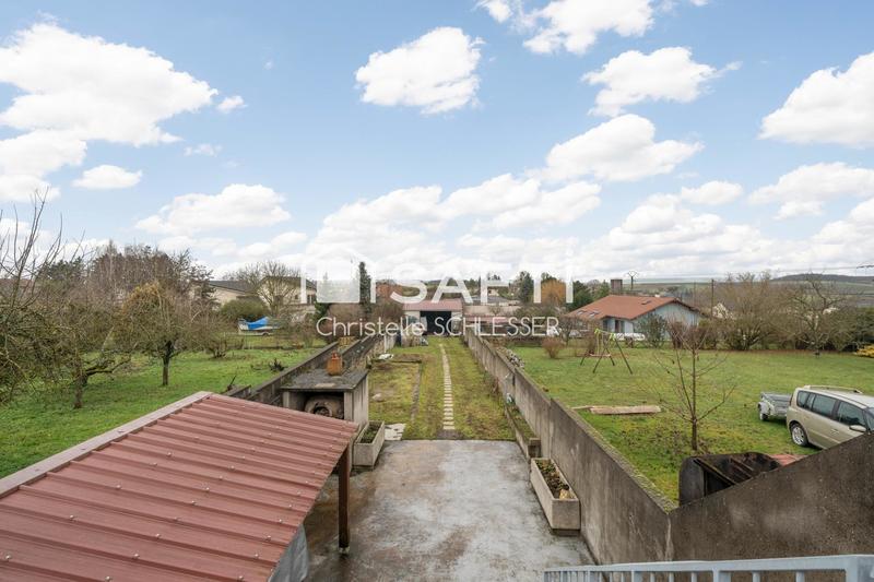 Maison - 330 m² - 6 pièces