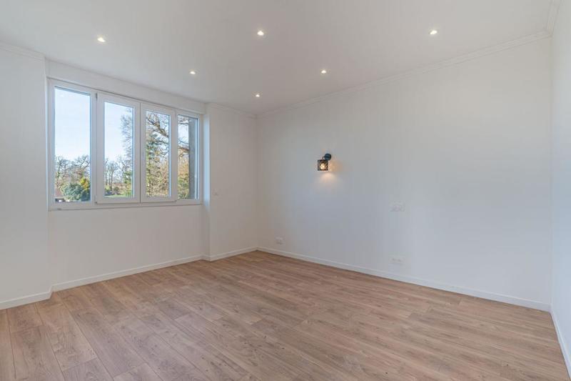 Maison - 111 m² - 6 pièces