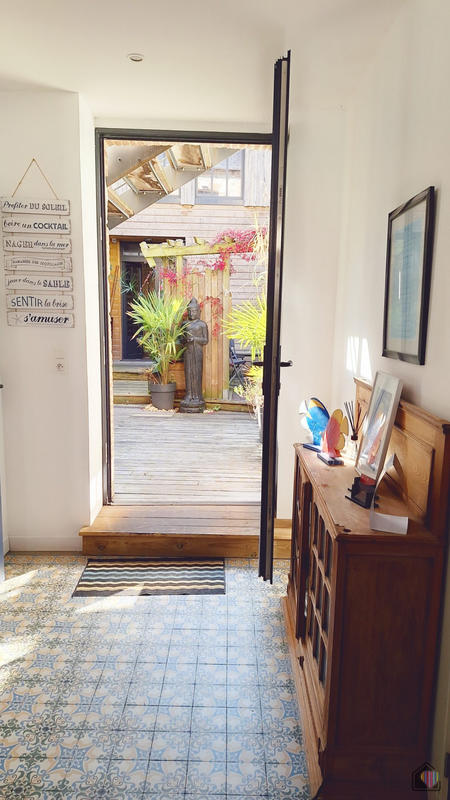 Maison - 209 m² - 11 pièces