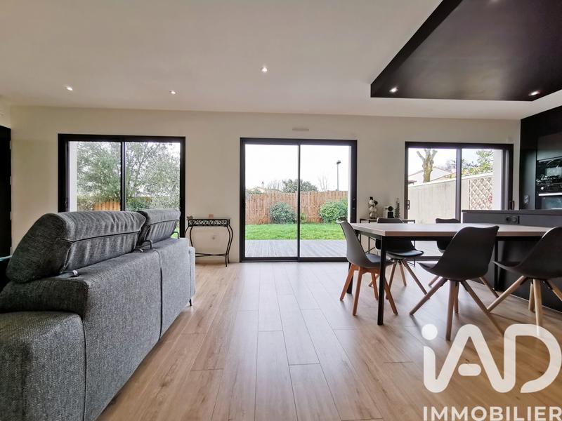 Maison - 105 m² - 5 pièces