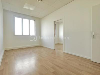 Bureau - 33 m² - 2 pièces