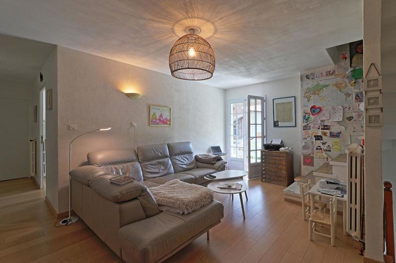 Maison - 151 m² - 8 pièces