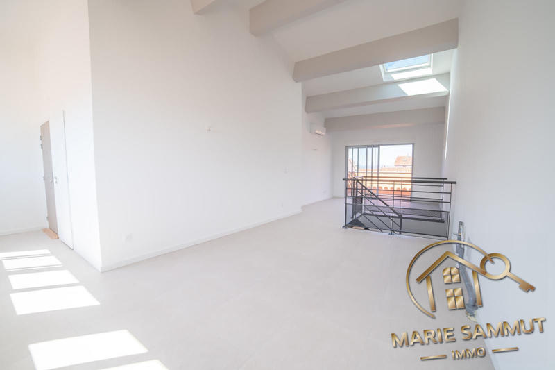 Duplex - 94 m² - 4 pièces