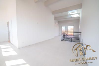 Duplex - 94 m² - 4 pièces