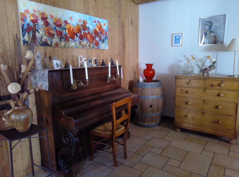 Maison - 713 m² - 15 pièces