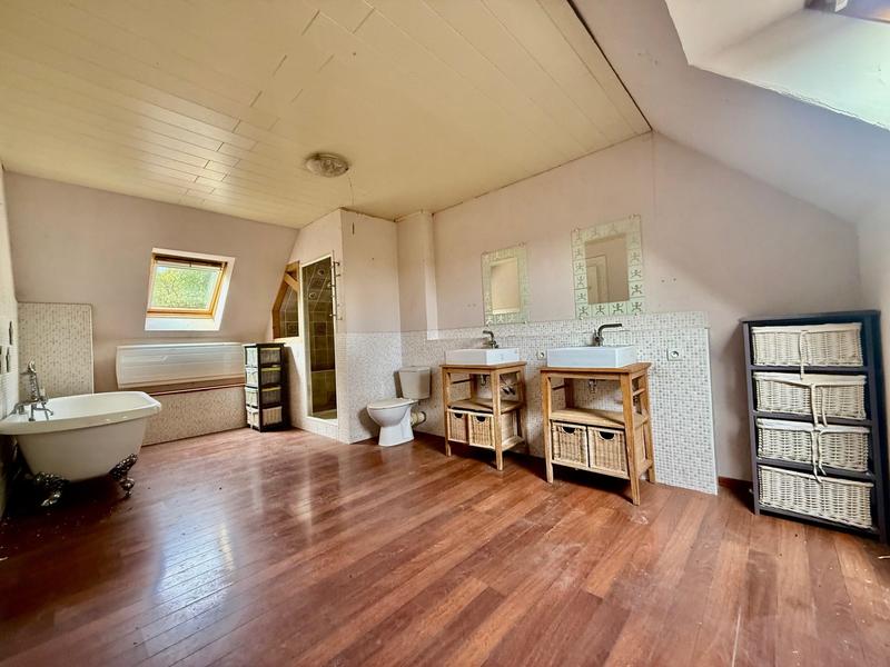 Maison - 110 m² - 4 pièces