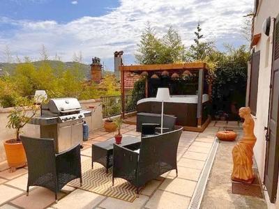 Maison - 145 m² - 5 pièces