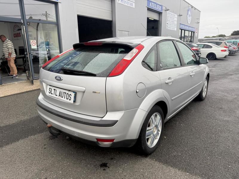 Ford Focus 1.6 Tdci 110 Ch Titanium Garantie 6 Mois / Reprise Possible