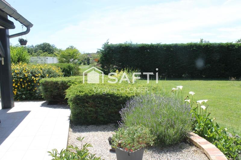 Maison - 256 m² - 6 pièces