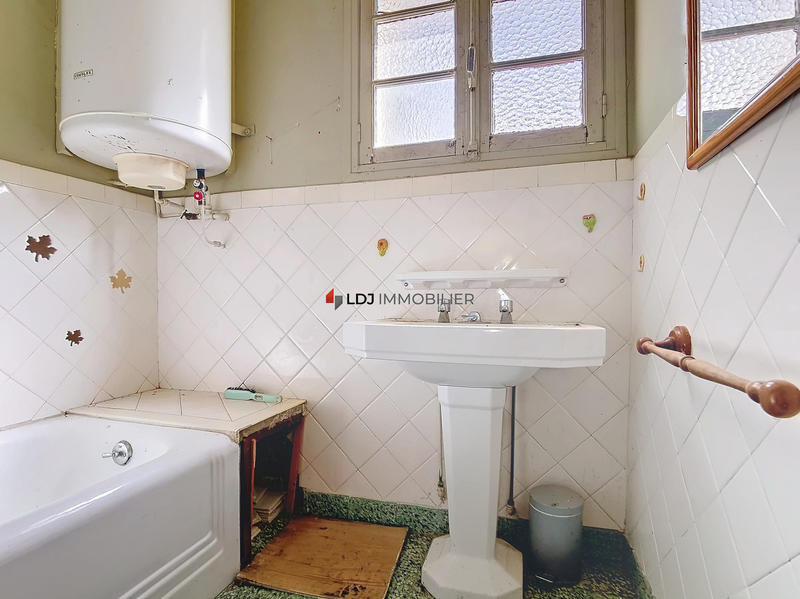 Maison ancienne - 138 m² - 7 pièces