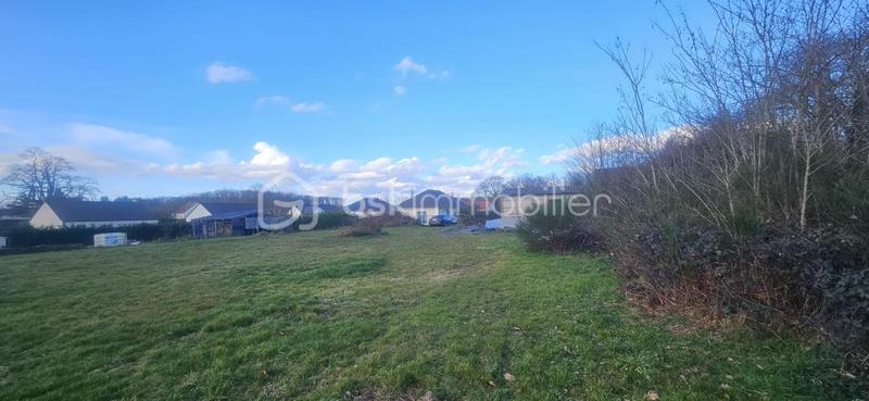 Terrain constructible - 1 177 m²