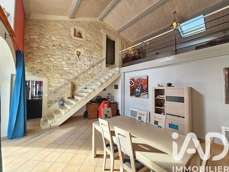 Maison - 167 m² - 6 pièces