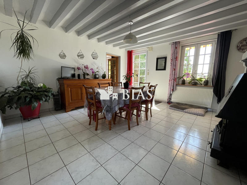 Maison - 160 m² - 8 pièces