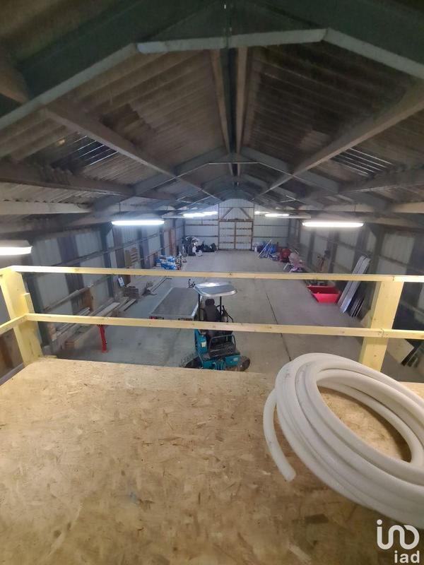 Local commercial - 595 m²