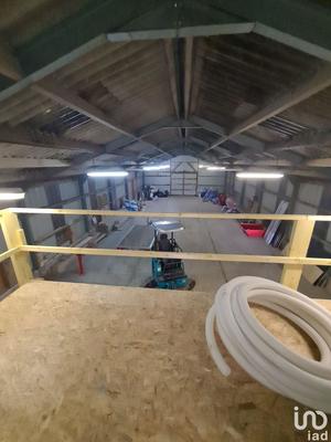 Local commercial - 595 m²