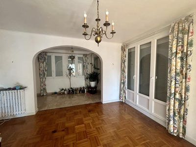 Maison - 142 m² - 6 pièces