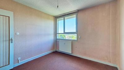 Appartement - 82 m² - 5 pièces