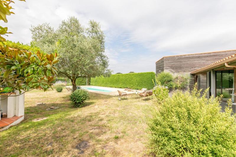 Maison d'architecte - 176 m² - 6 pièces